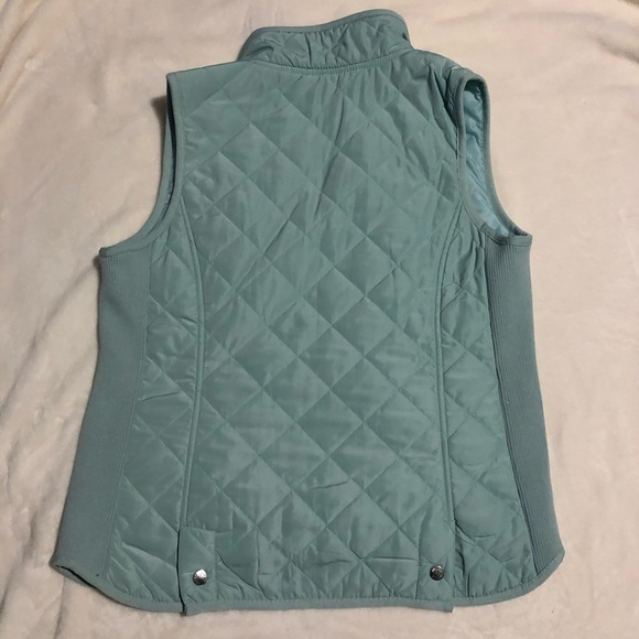 Kenar Quilted Vest - Picture 2 of 5